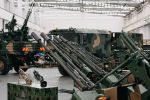 Поставки оружия Украине