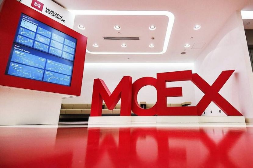 Russian Stock Market: MOEX Index and main prices of Russian shares at 03.07.2024, 17:59 MSK