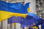 Флаги Украины и ЕС
